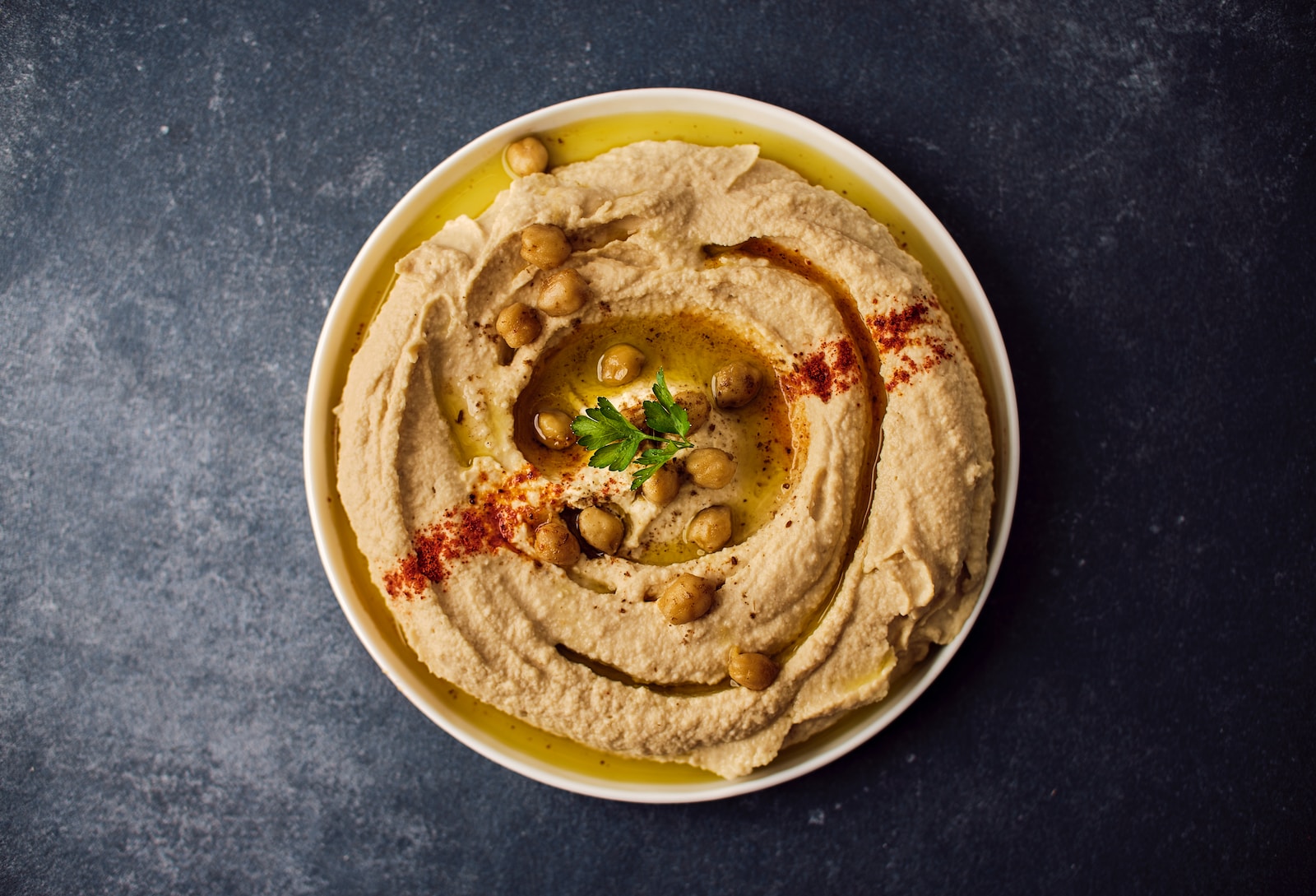 Turkish-style hummus
